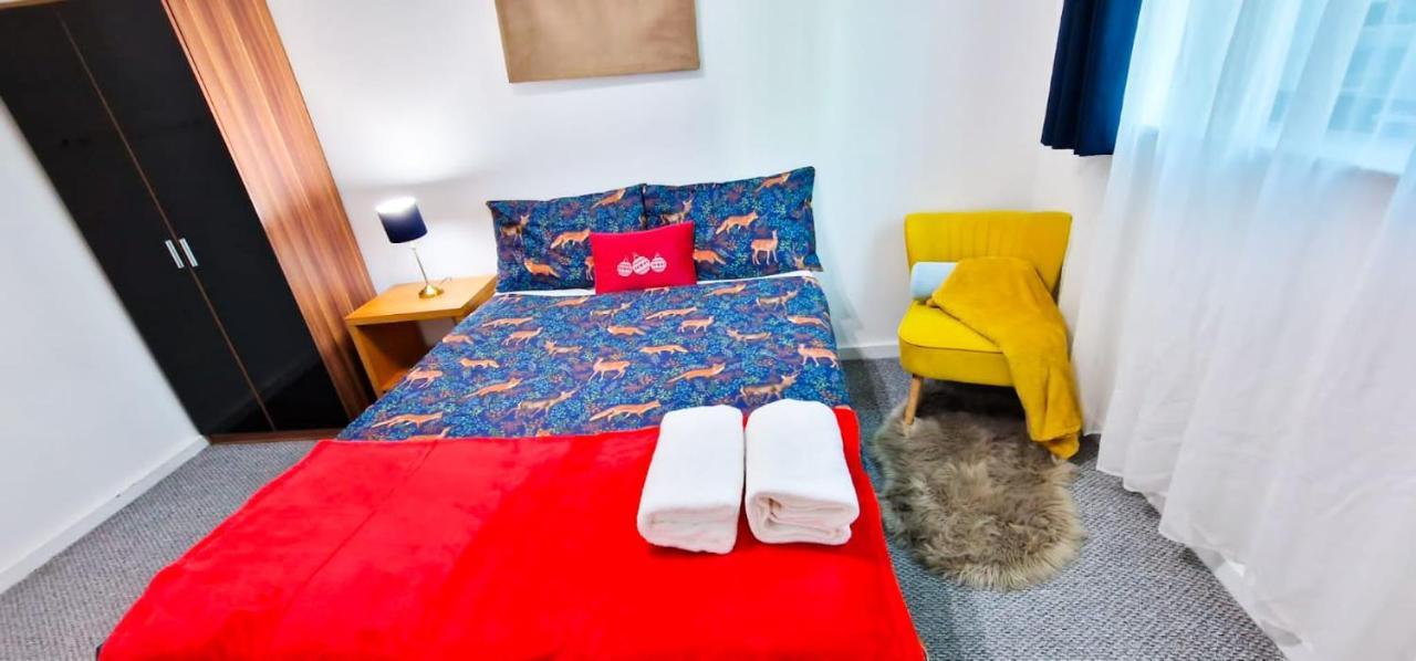 Lovely 2-Bedroom Apartment, Free Parking Manchester Luaran gambar